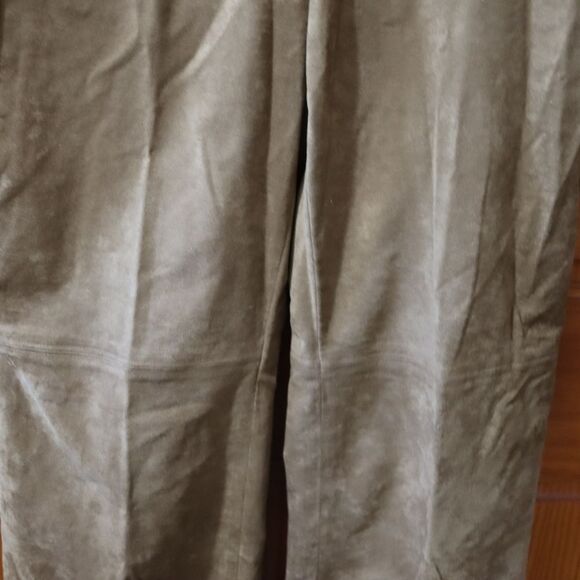 Liz Claiborne Tan Trousers  Relaxed Fit Wide Leg Michaela Faux Suede Pants  12 - Picture 4 of 13